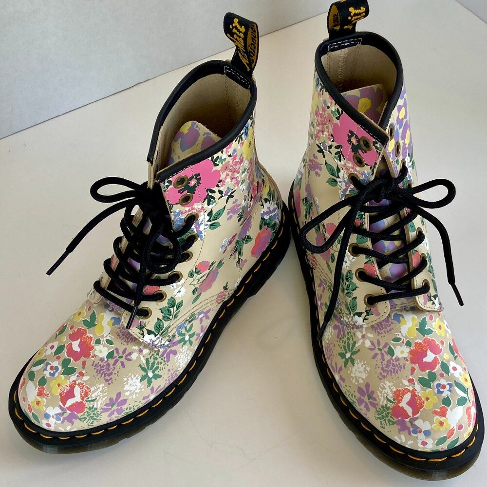 Dr. Marten's Floral Combat Boots Sz 7
